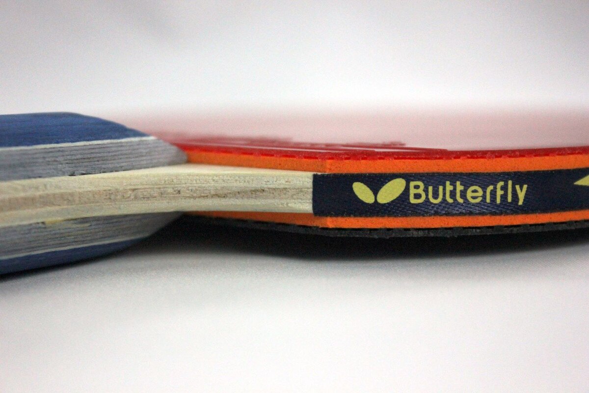 Butterfly Bty 201 FL Racket Set: Side Profile Close-up